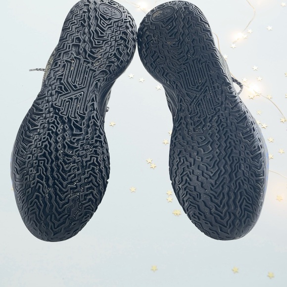 Nike Kyrie 7 in mint condition- size 9.5 - Picture 5 of 7